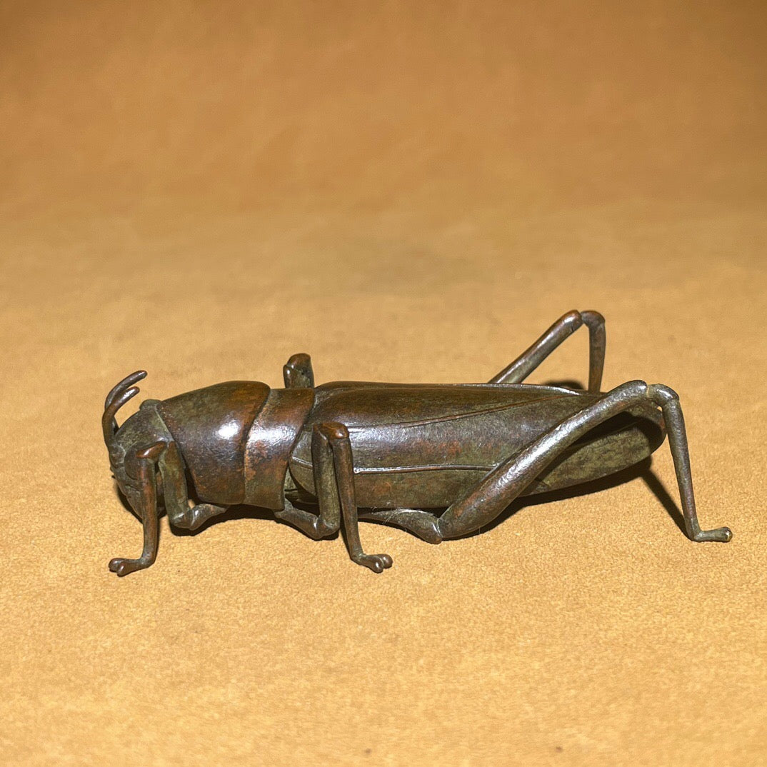 Chinese antique pure copper cricket tea pet ornament