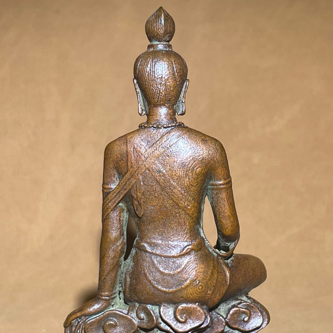 Chinese antique pure copper auspicious cloud Guanyin statue