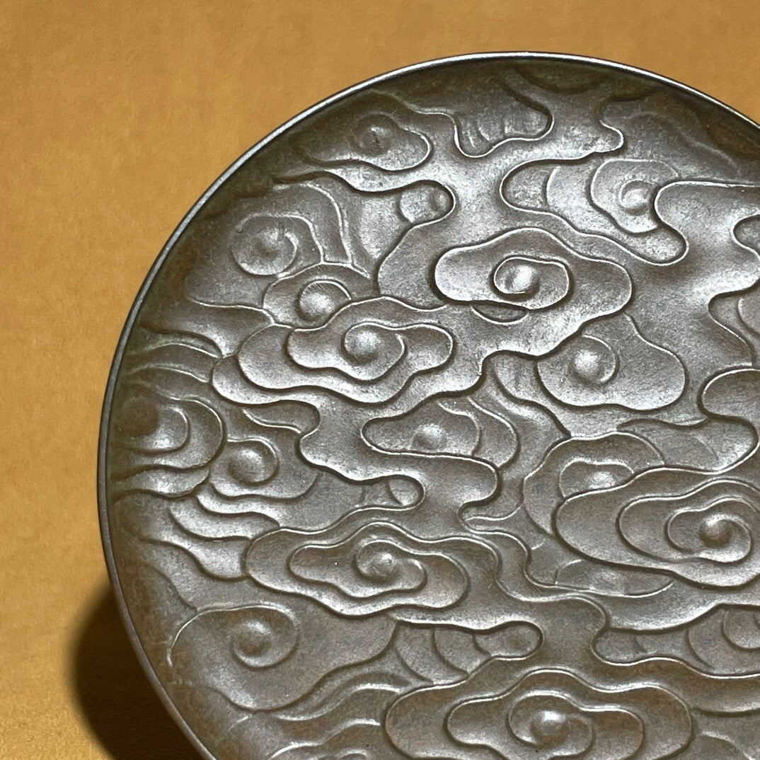 Chinese antique pure copper auspicious cloud plate tea pet ornament