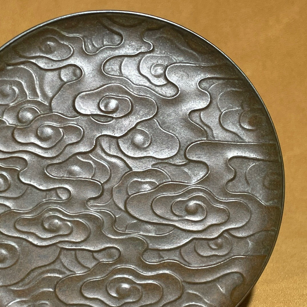 Chinese antique pure copper auspicious cloud plate tea pet ornament