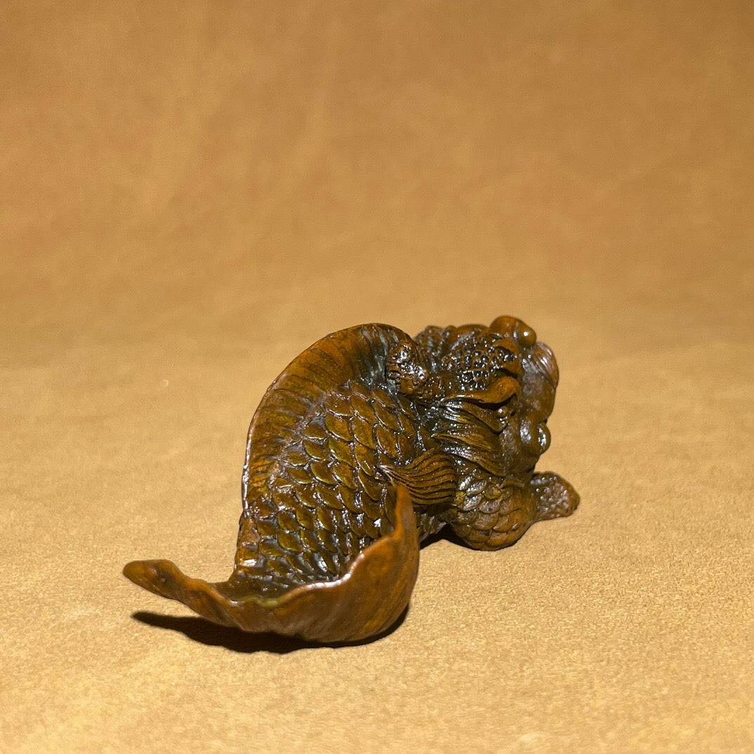 Chinese antique pure copper dragon fish tea pet ornament