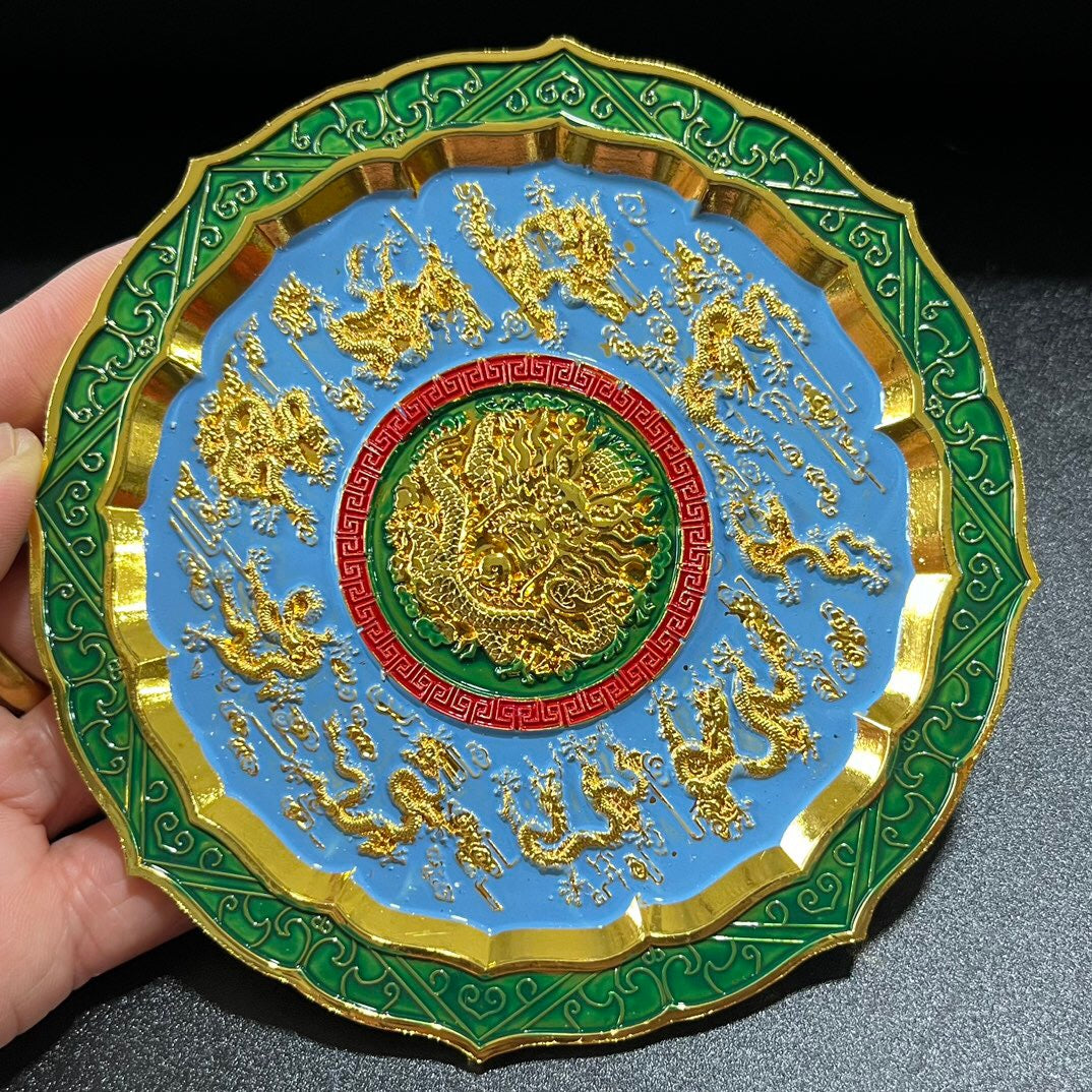 Chinese antique painted Kowloon plate