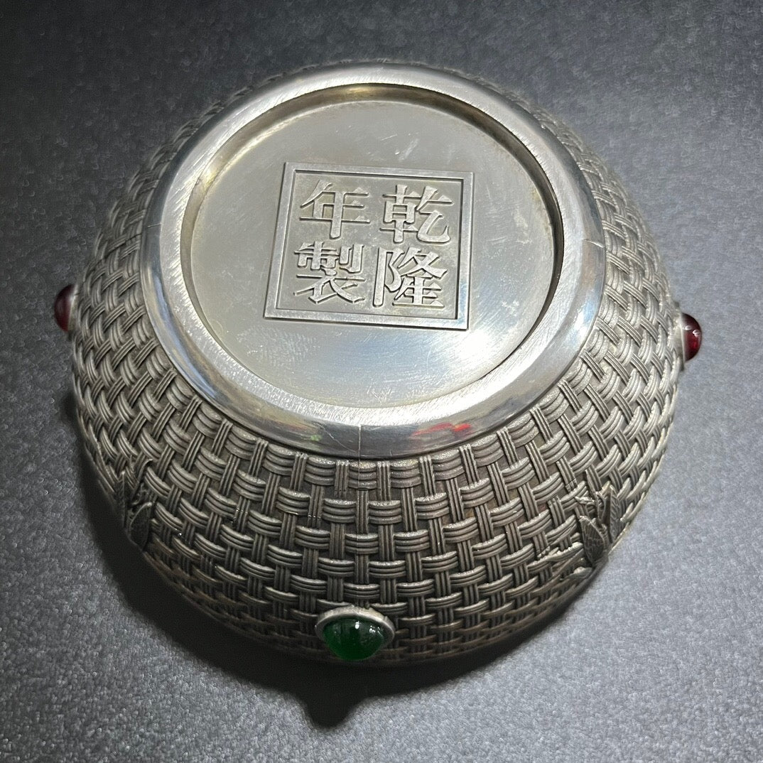 Chinese antiques rise steadily, gemstone bowls