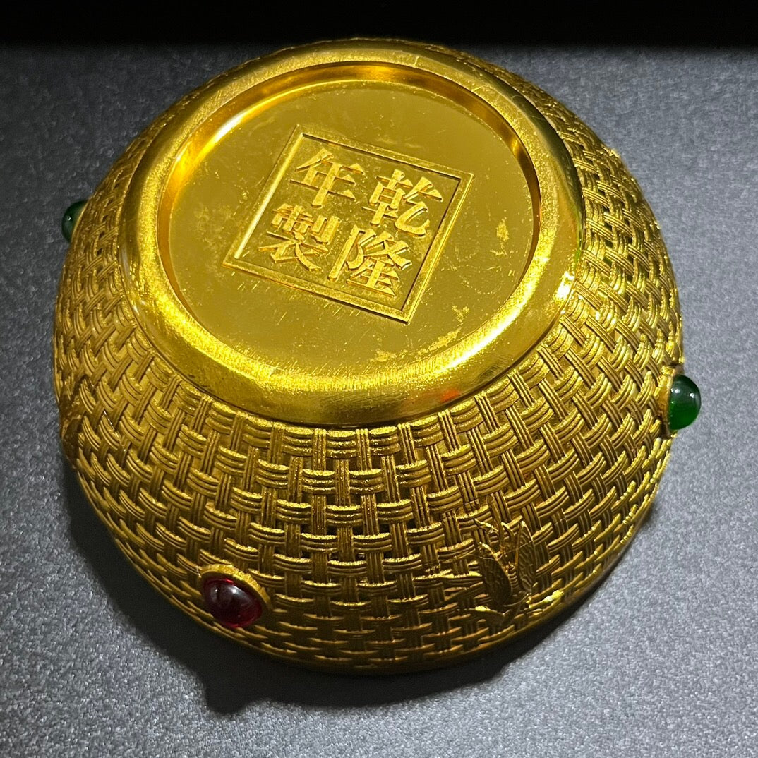 Chinese antiques rise steadily, gemstone bowls