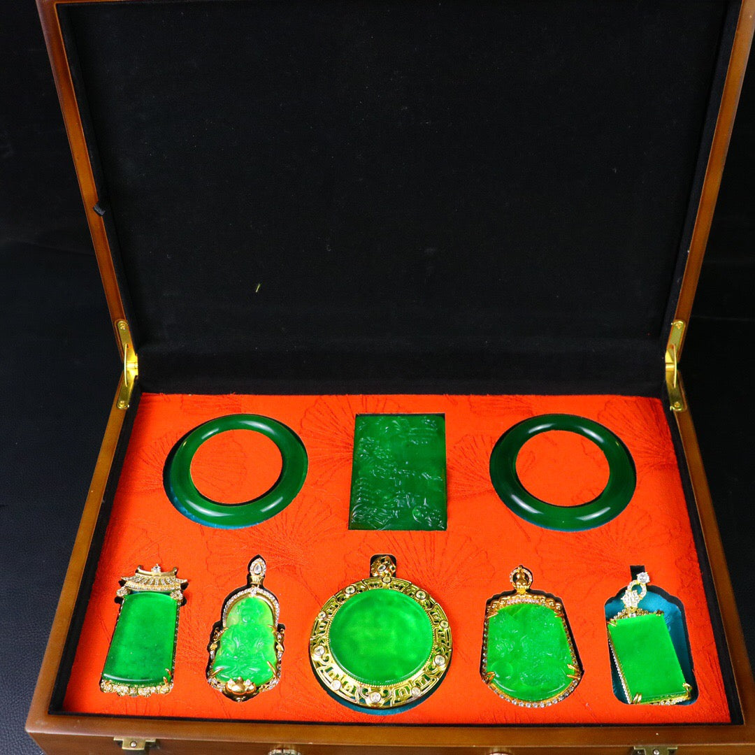 Chinese antique high ice precision carving [box set]