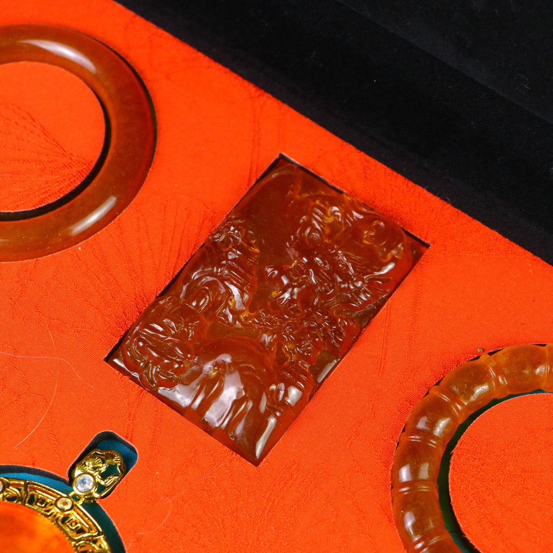 Chinese antique high ice precision carving [box set]