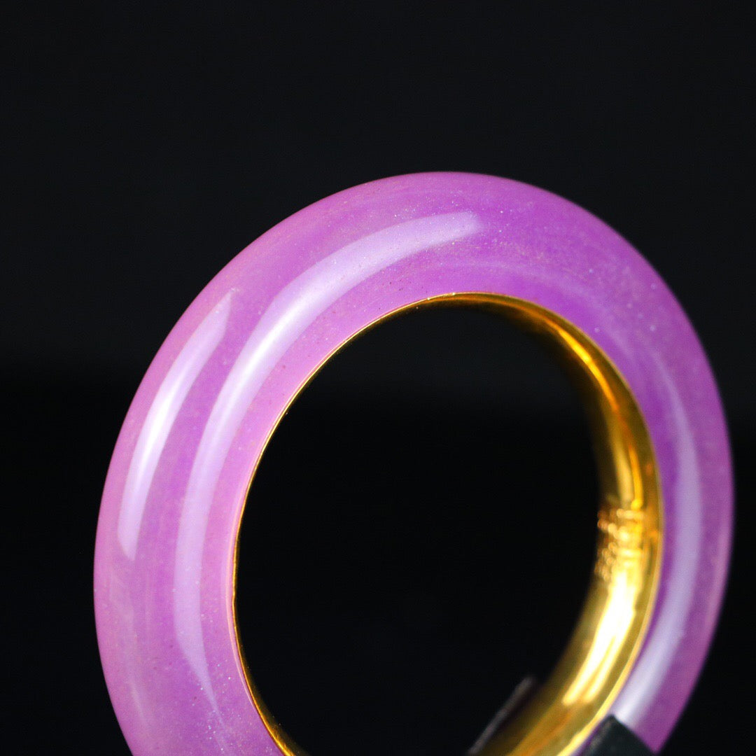 Chinese antique high ice precision carving [round bracelet]