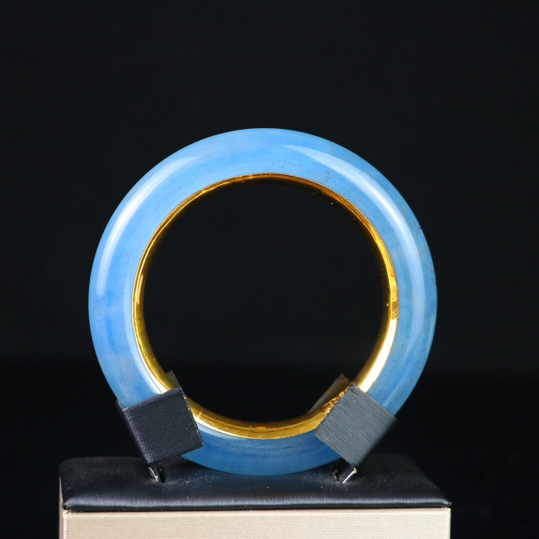 Chinese antique high ice precision carving [round bracelet]