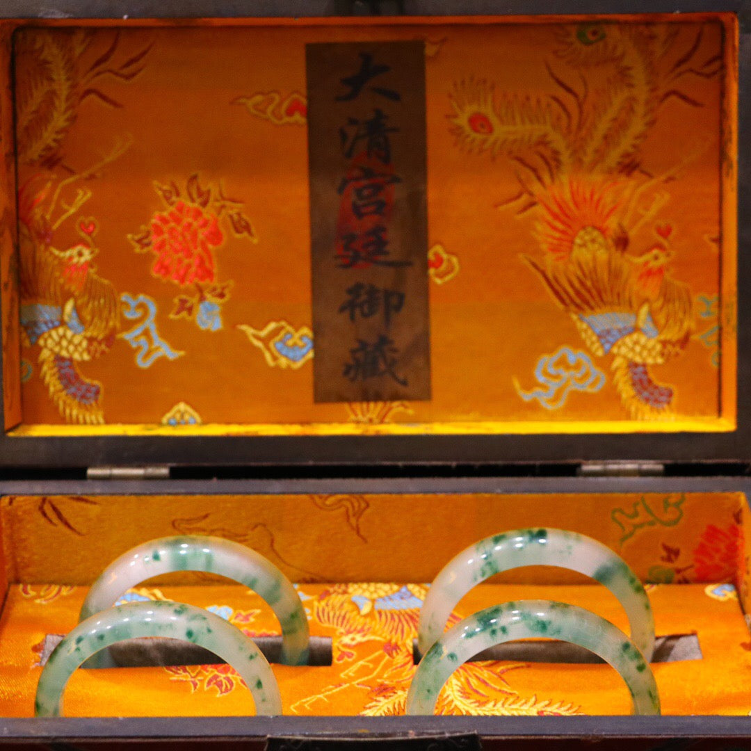Chinese Antique High Ice Precision Carving [Bracelet Set Box]