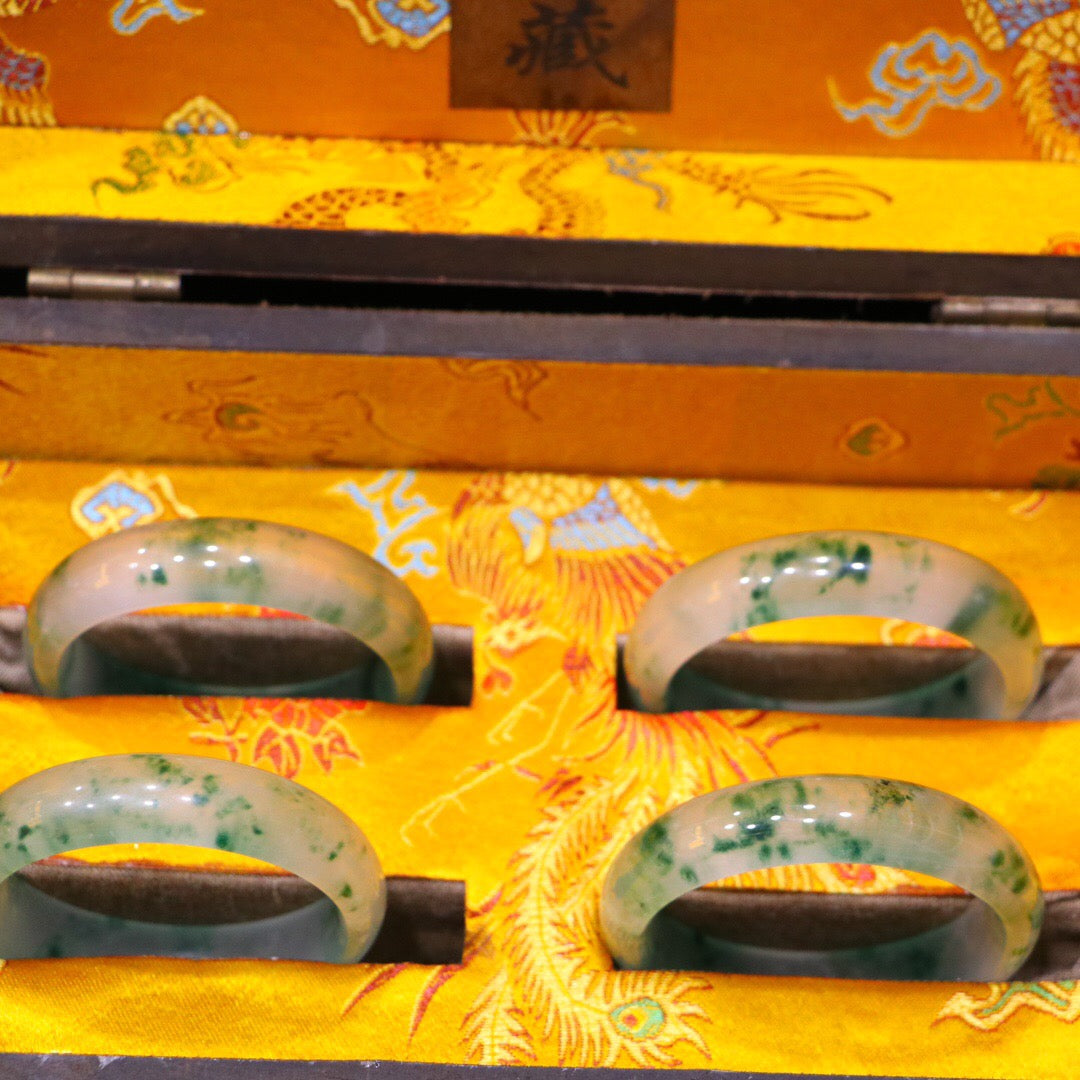 Chinese Antique High Ice Precision Carving [Bracelet Set Box]