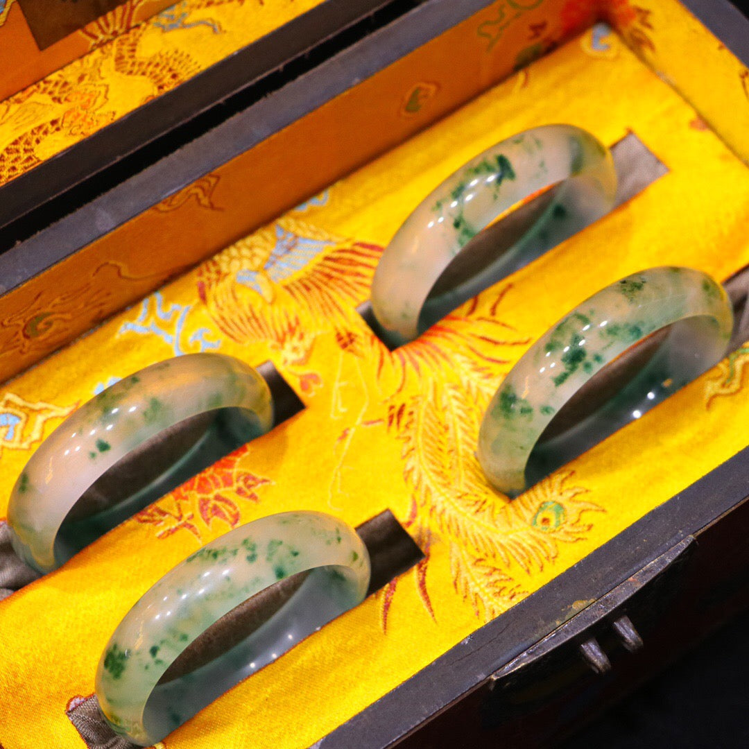 Chinese Antique High Ice Precision Carving [Bracelet Set Box]
