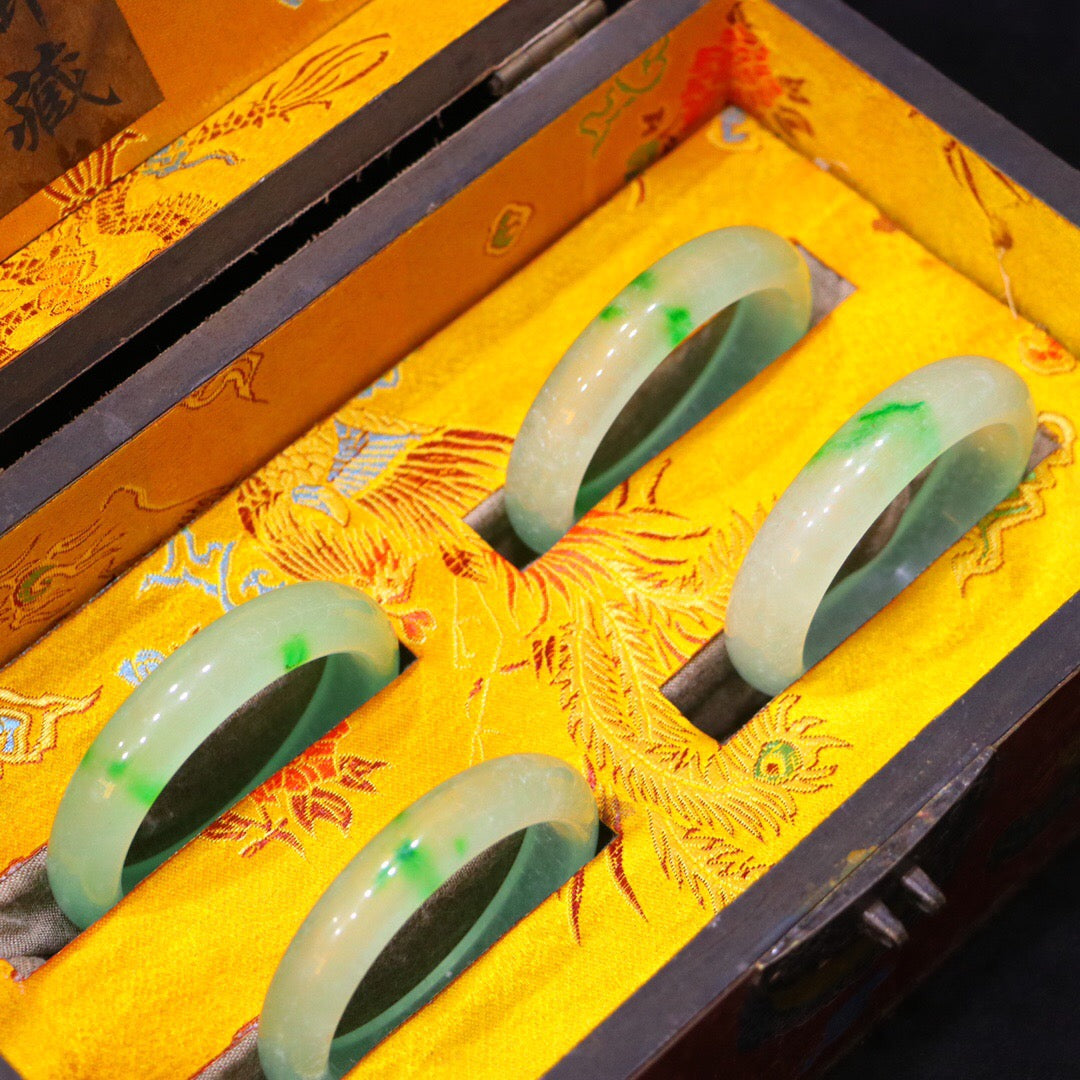 Chinese Antique High Ice Precision Carving [Bracelet Set Box]