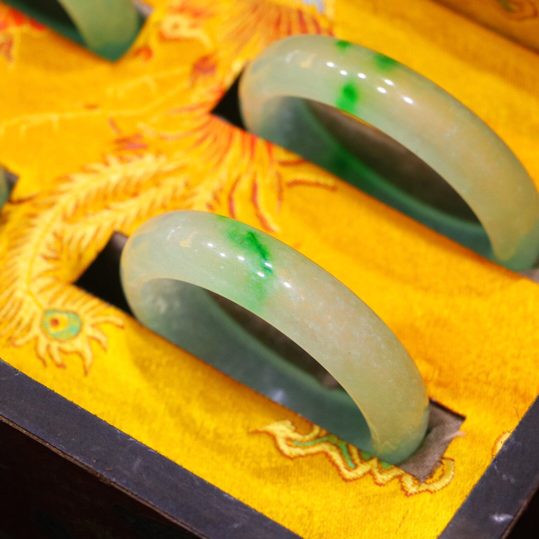 Chinese Antique High Ice Precision Carving [Bracelet Set Box]