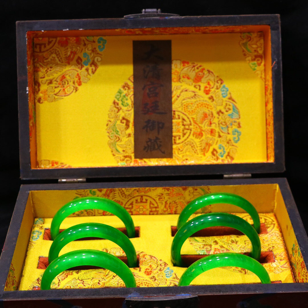 Chinese Antique High Ice Precision Carving [Bracelet Set Box]