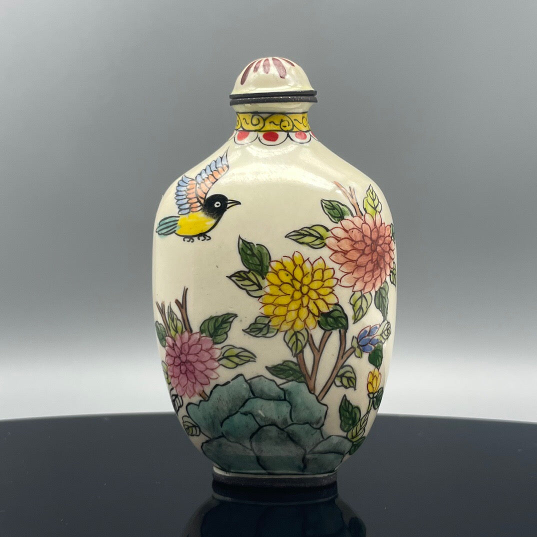 Chinese antique bronze body cloisonn é handmade painting [Twin] painted snuff bottle inside