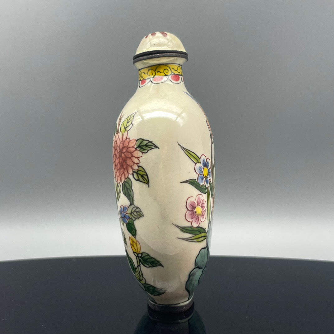 Chinese antique bronze body cloisonn é handmade painting [Twin] painted snuff bottle inside