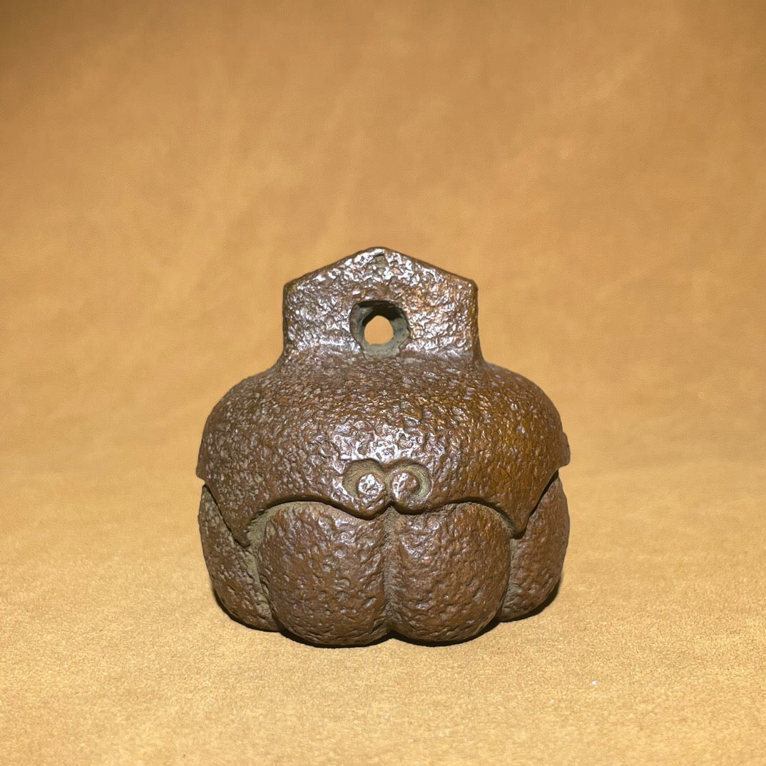 Chinese antique pure copper pumpkin scale weight tea pet ornament