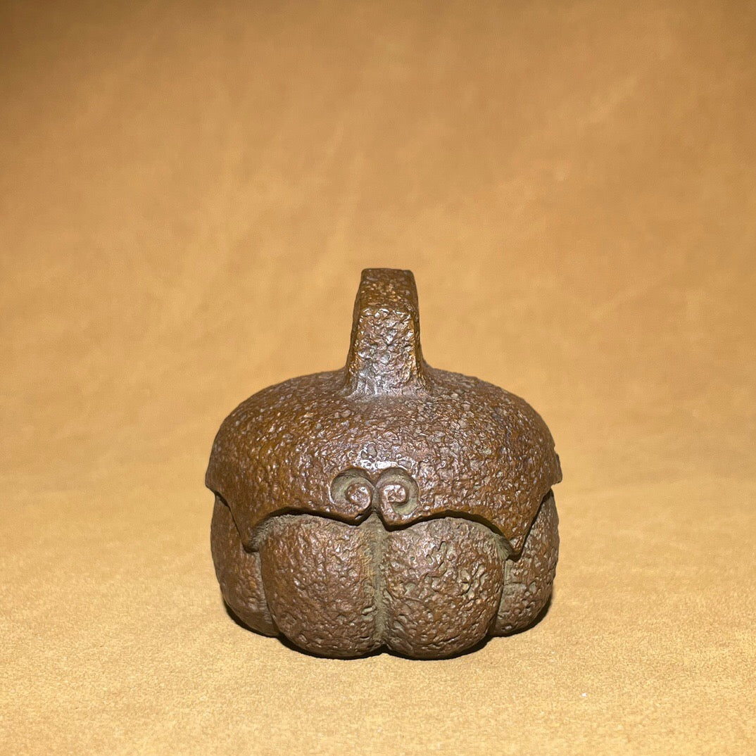Chinese antique pure copper pumpkin scale weight tea pet ornament