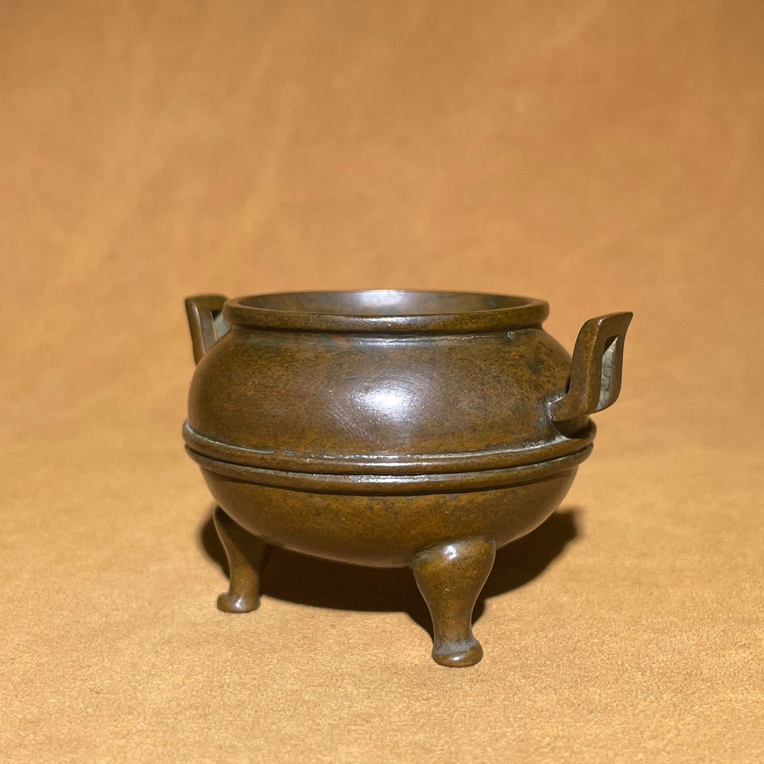 Chinese antique pure copper rain palace waistline incense burner ornament