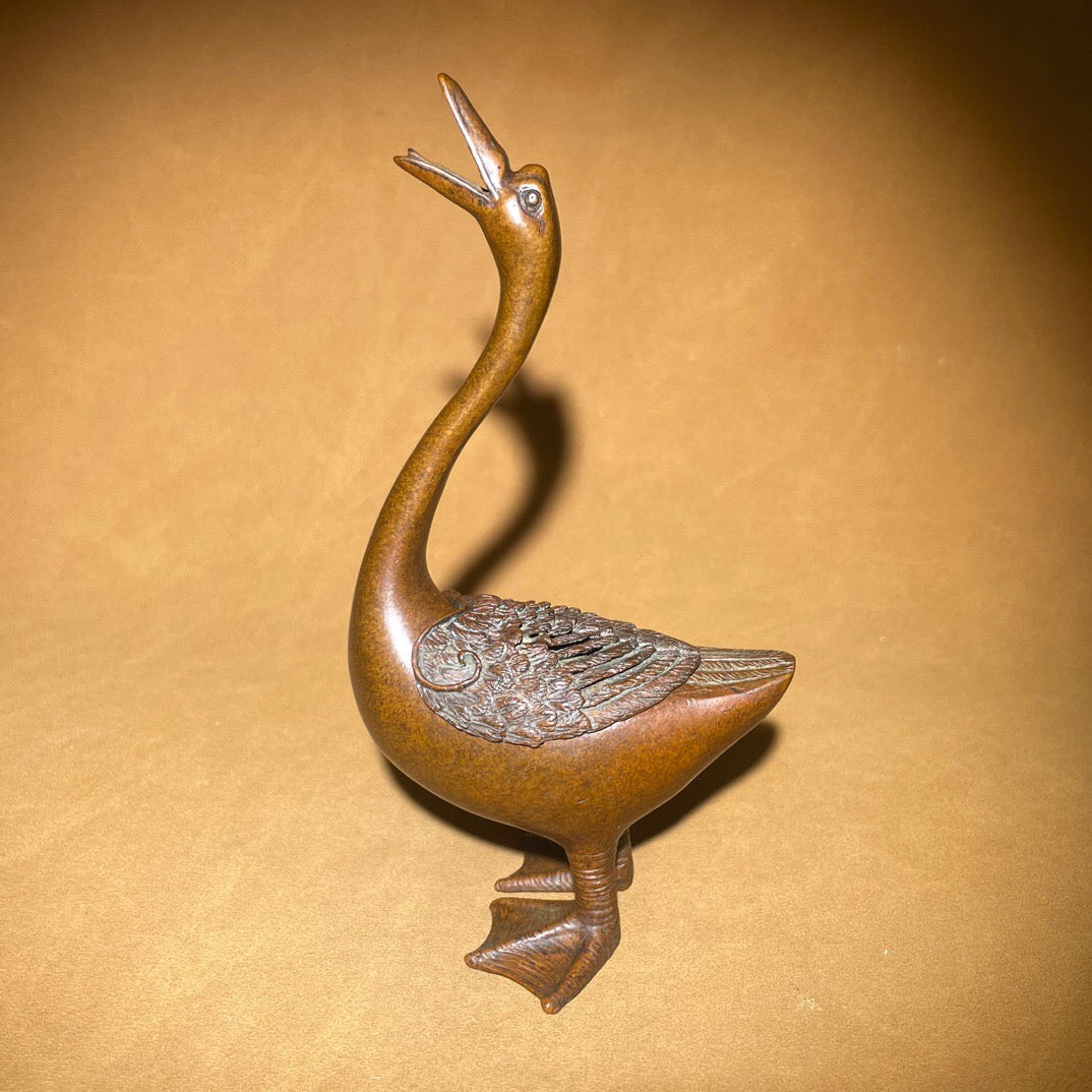 Chinese antique pure copper swan aromatherapy stove fragrance tea pet ornament