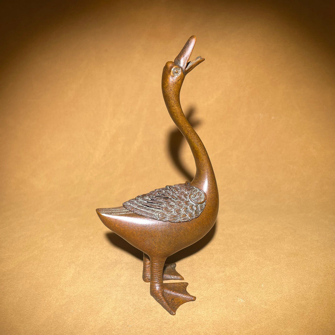 Chinese antique pure copper swan aromatherapy stove fragrance tea pet ornament