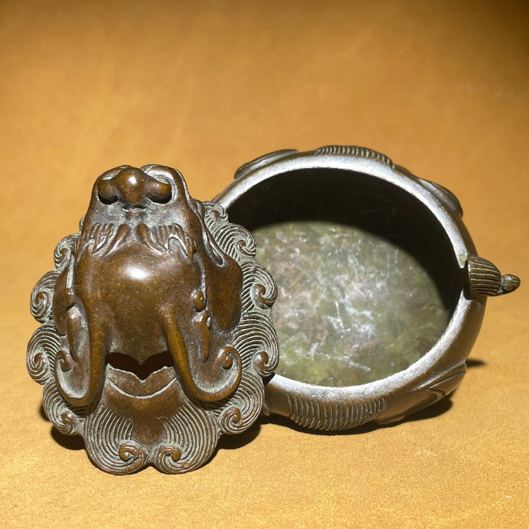 Chinese antique pure copper auspicious beast tea pet incense burner ornament