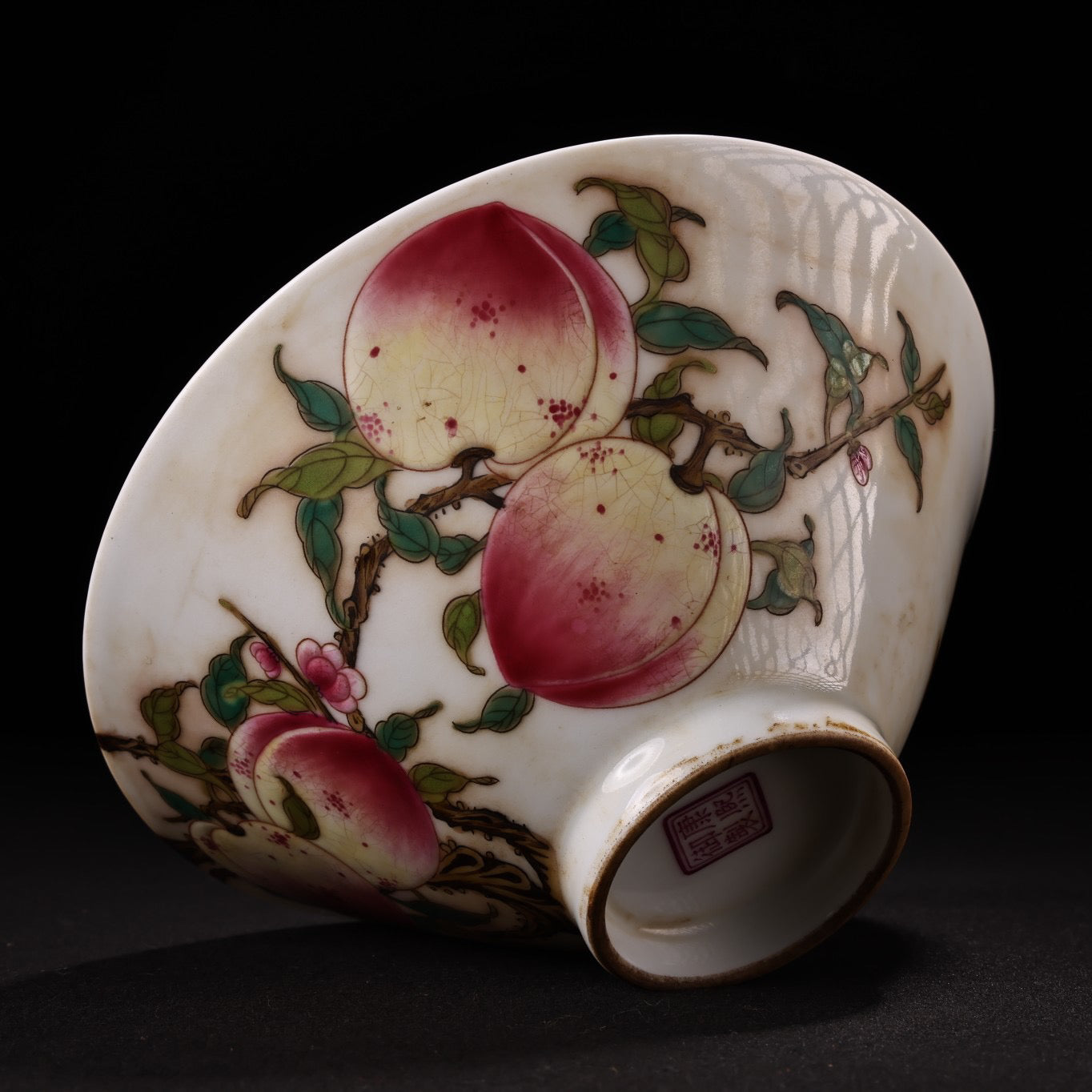 Chinese antique hand-painted pink longevity peach ceramic bowl