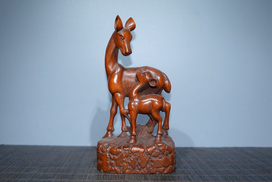 Collect boxwood deer jewelry