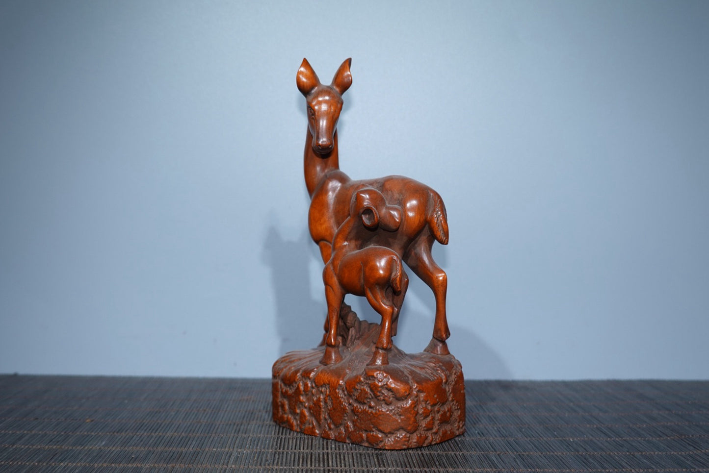 Collect boxwood deer jewelry