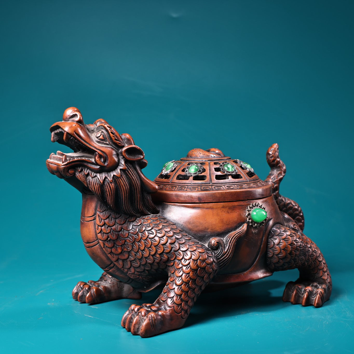 Precious Chinese Antique, Pure Copper, All Copper, High Relief Carving, Eight Trigrams, Dragon Tortoise, Incense Incense Burner, Exquisite Craft, Exquisite Style, and Exorcism in Villages and Villages
