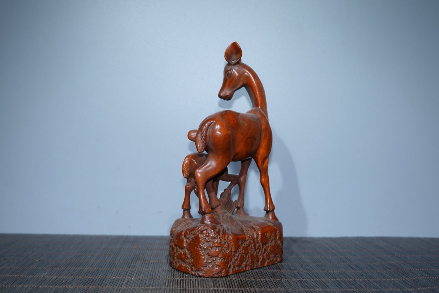 Collect boxwood deer jewelry