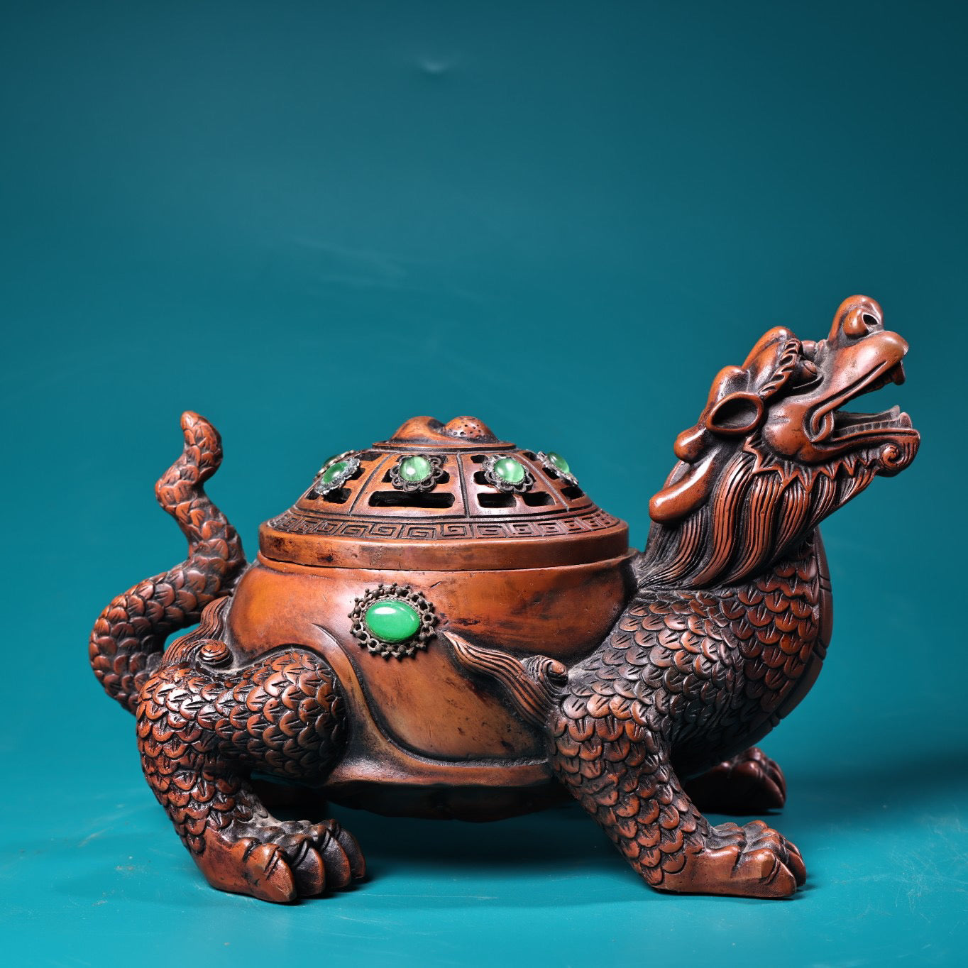 Precious Chinese Antique, Pure Copper, All Copper, High Relief Carving, Eight Trigrams, Dragon Tortoise, Incense Incense Burner, Exquisite Craft, Exquisite Style, and Exorcism in Villages and Villages
