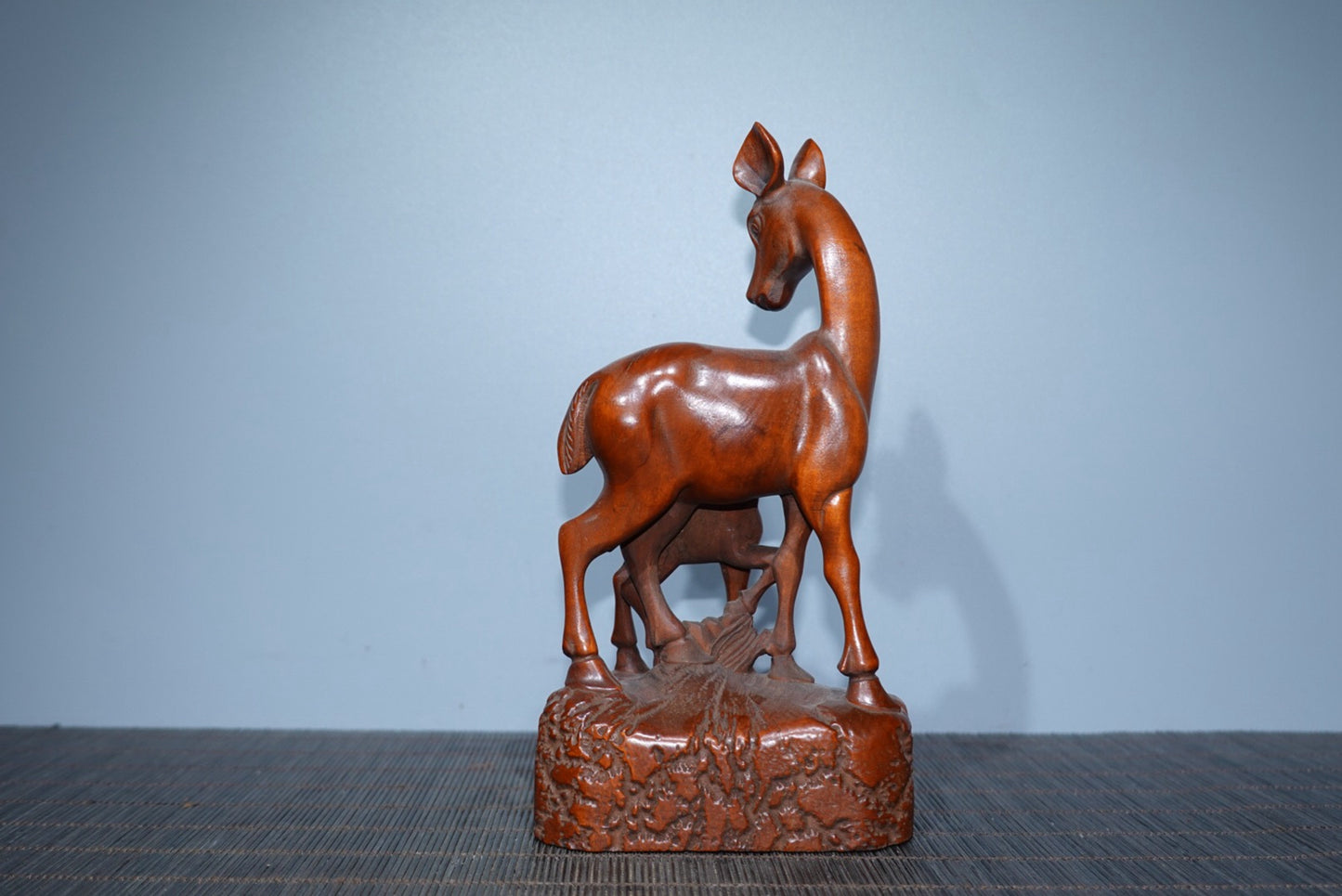 Collect boxwood deer jewelry