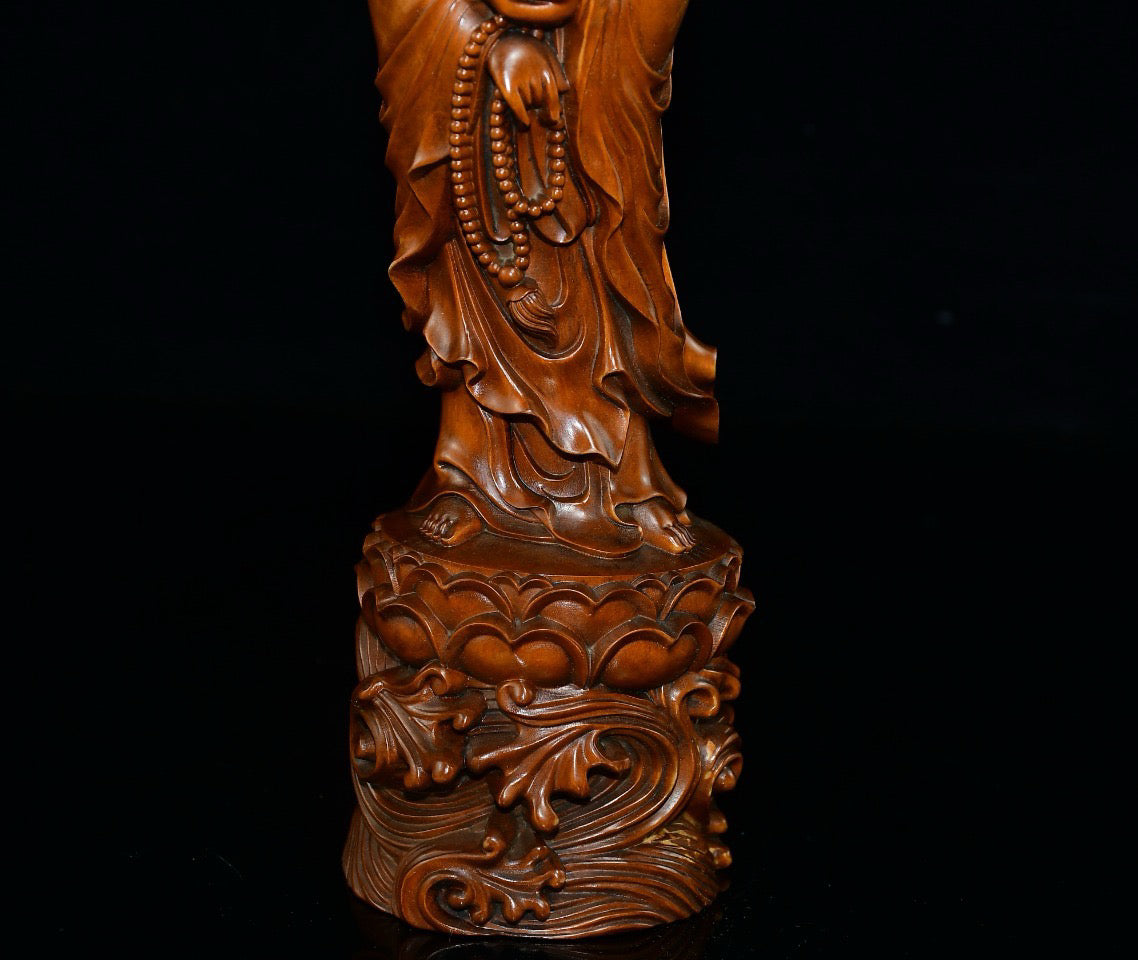 Boutique small leaf boxwood clear bottle Guanyin ornament