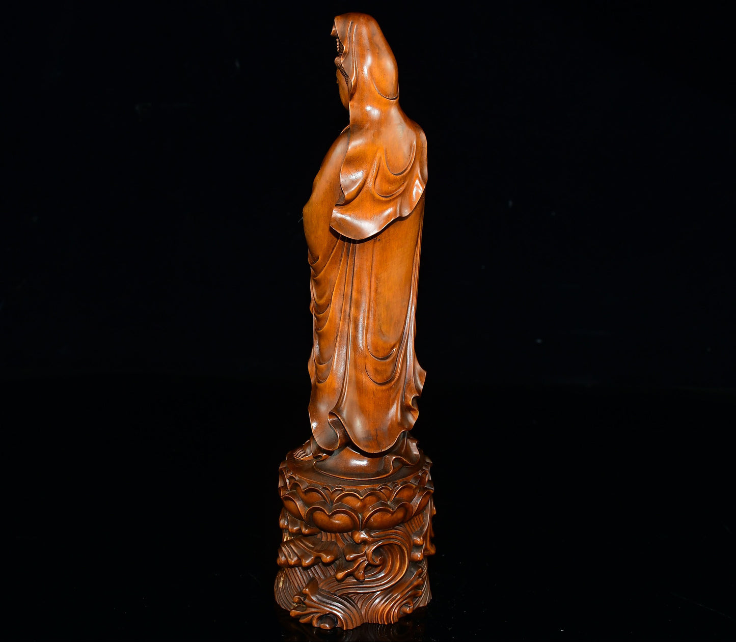 Boutique small leaf boxwood clear bottle Guanyin ornament