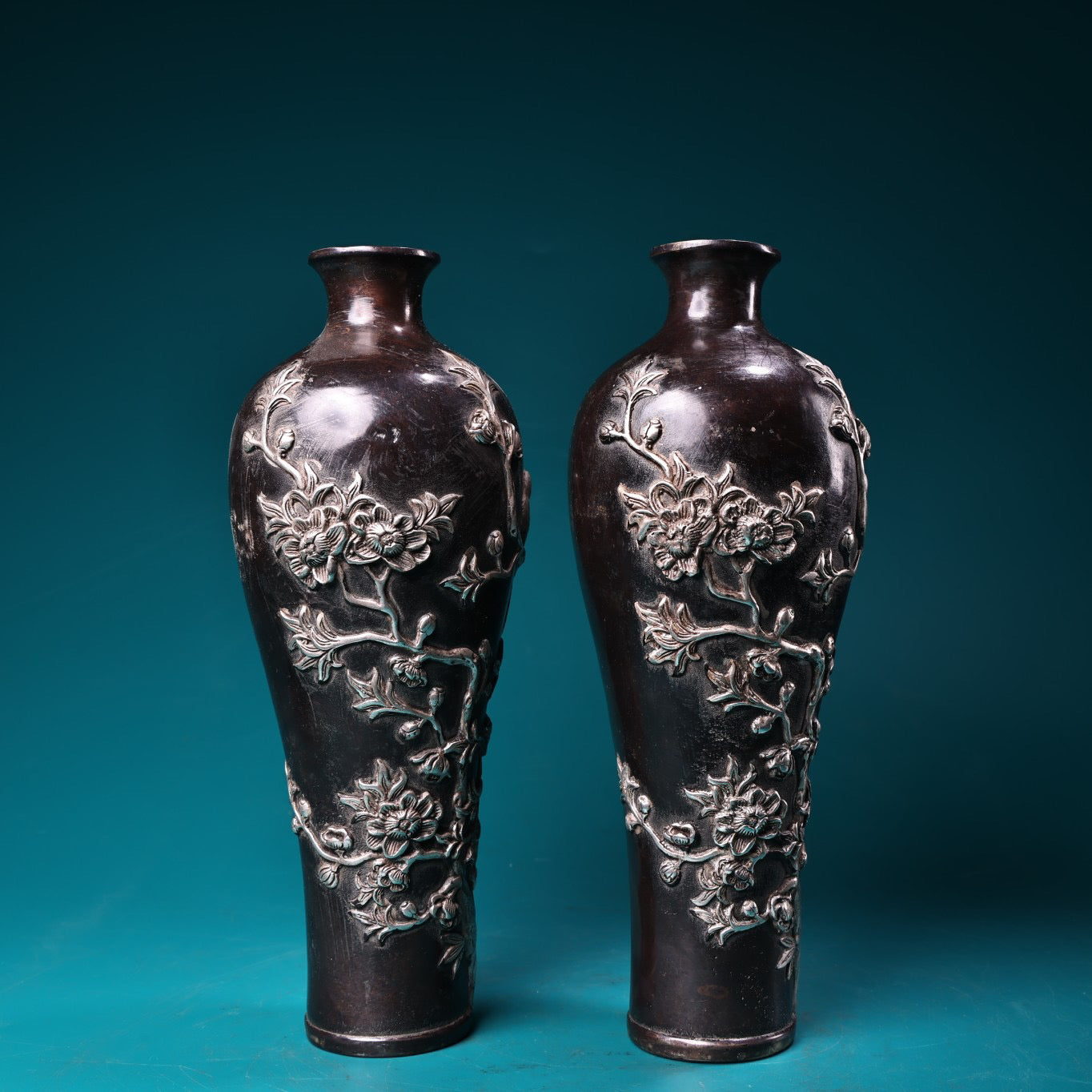 A pair of Chinese antique pure copper high relief carved and gilded silver magpie embroidered plum blossom vases