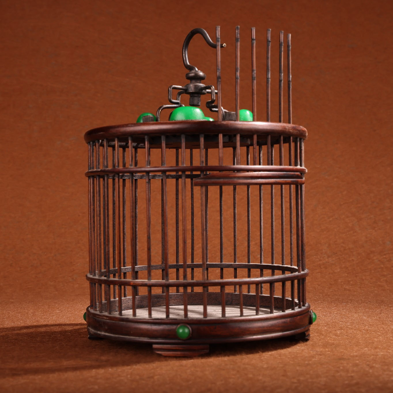 Chinese antique boxwood inlaid with gemstones and small cricket jars