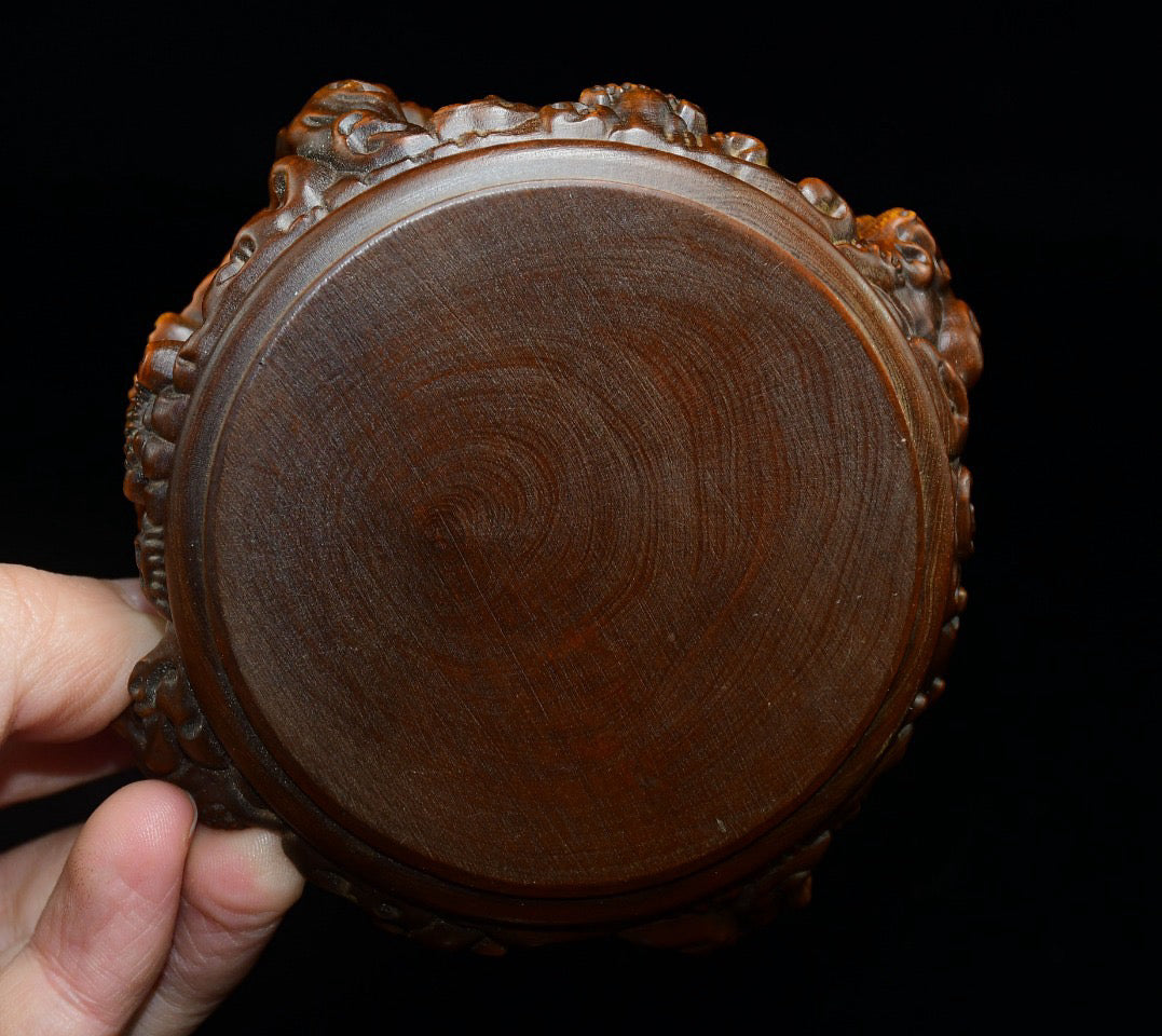 Boutique small leaf boxwood base ornament