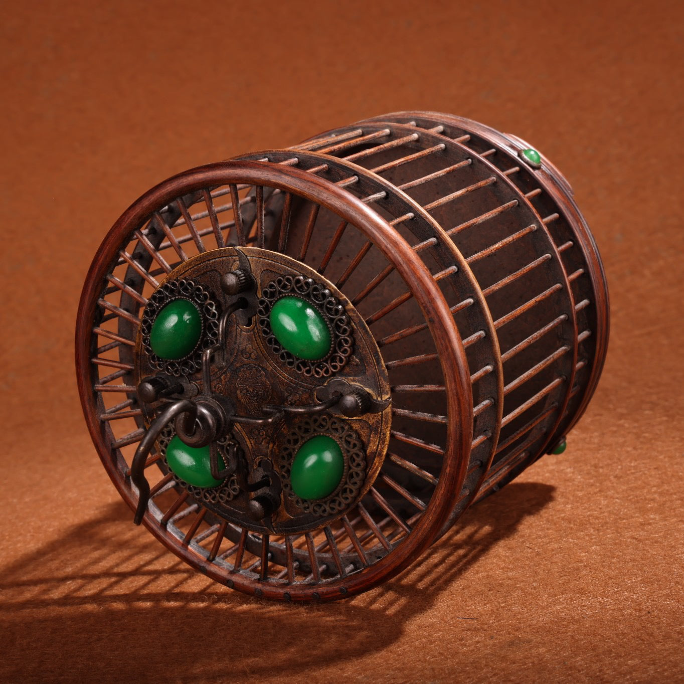 Chinese antique boxwood inlaid with gemstones and small cricket jars