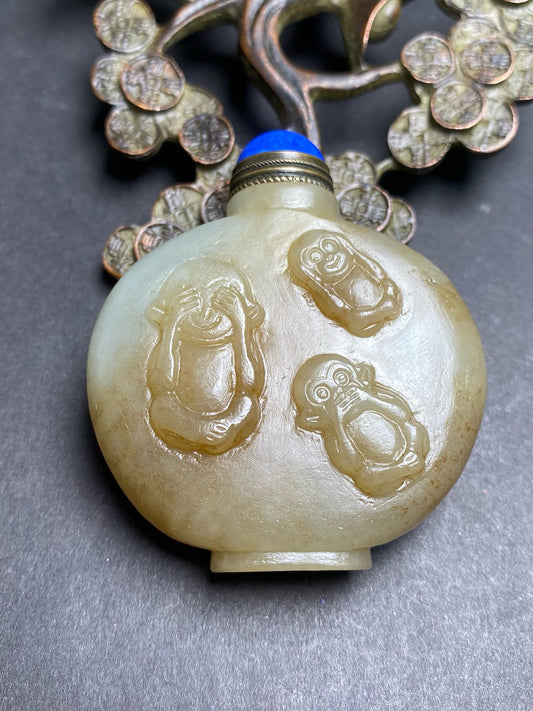 Chinese antique Hotan Jade snuff bottle