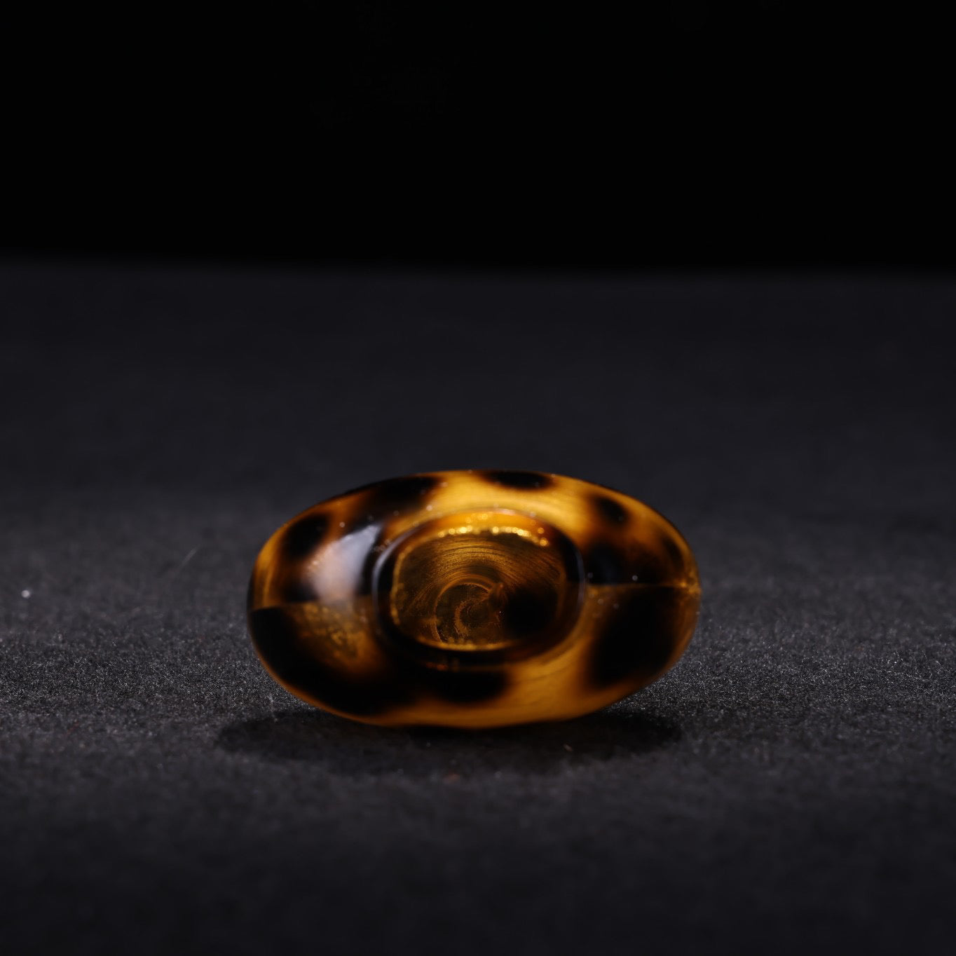 Chinese antique hawksbill snuff bottle