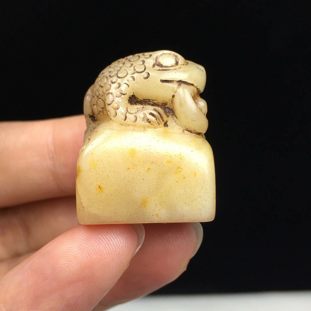 Chinese Antique Shoushan Stone Seal