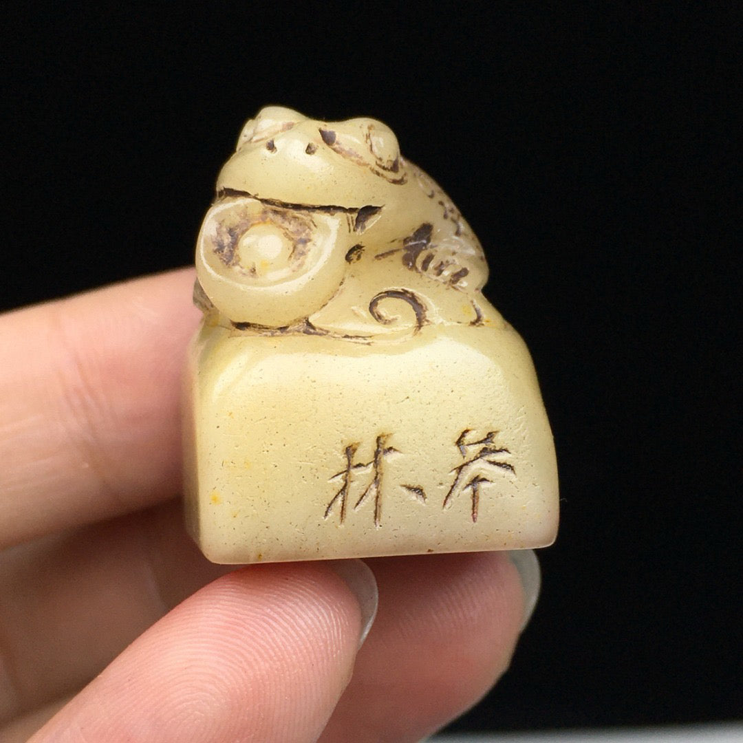 Chinese Antique Shoushan Stone Seal