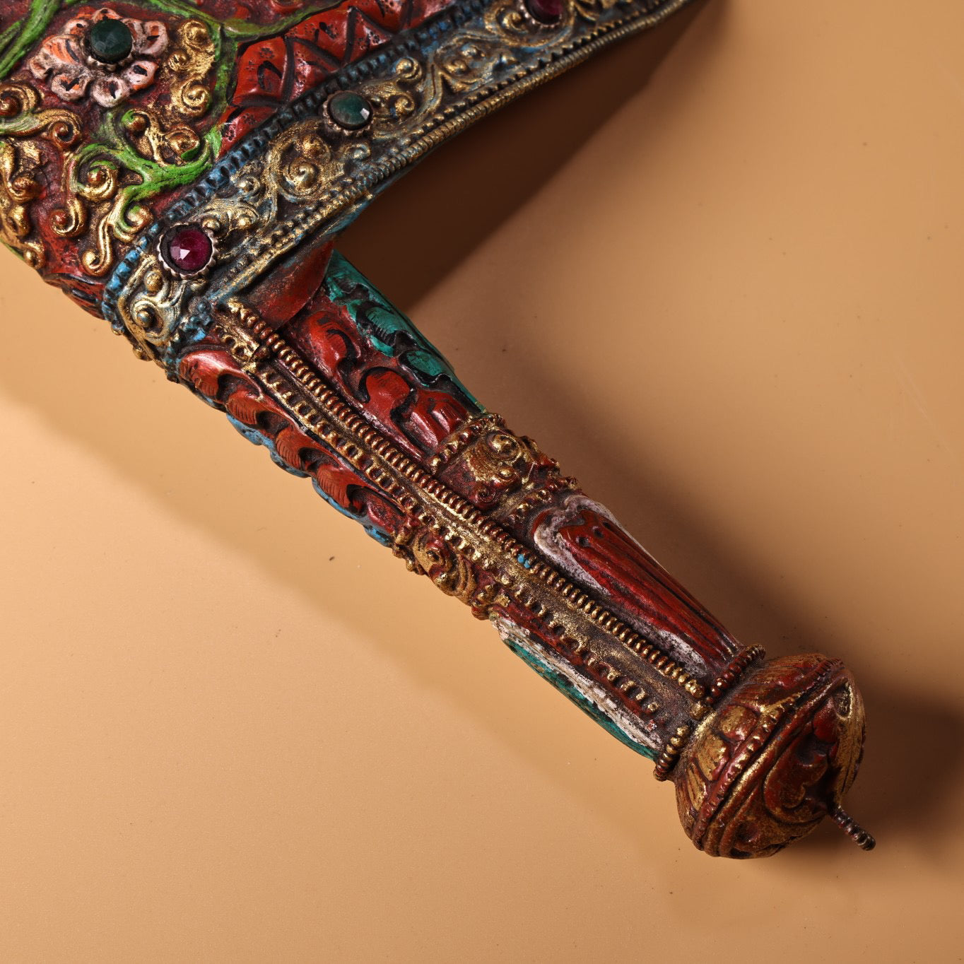 Chinese Antique Xizang Collect Pure Copper Tibetan Craft Old Natural Conch Wrapping Copper Pure Inlaid Auspicious Eight Treasures Gem Colored Drawing Gold Conch Magic Tool House Zhenzhai Exorcism Feng Shui Articles