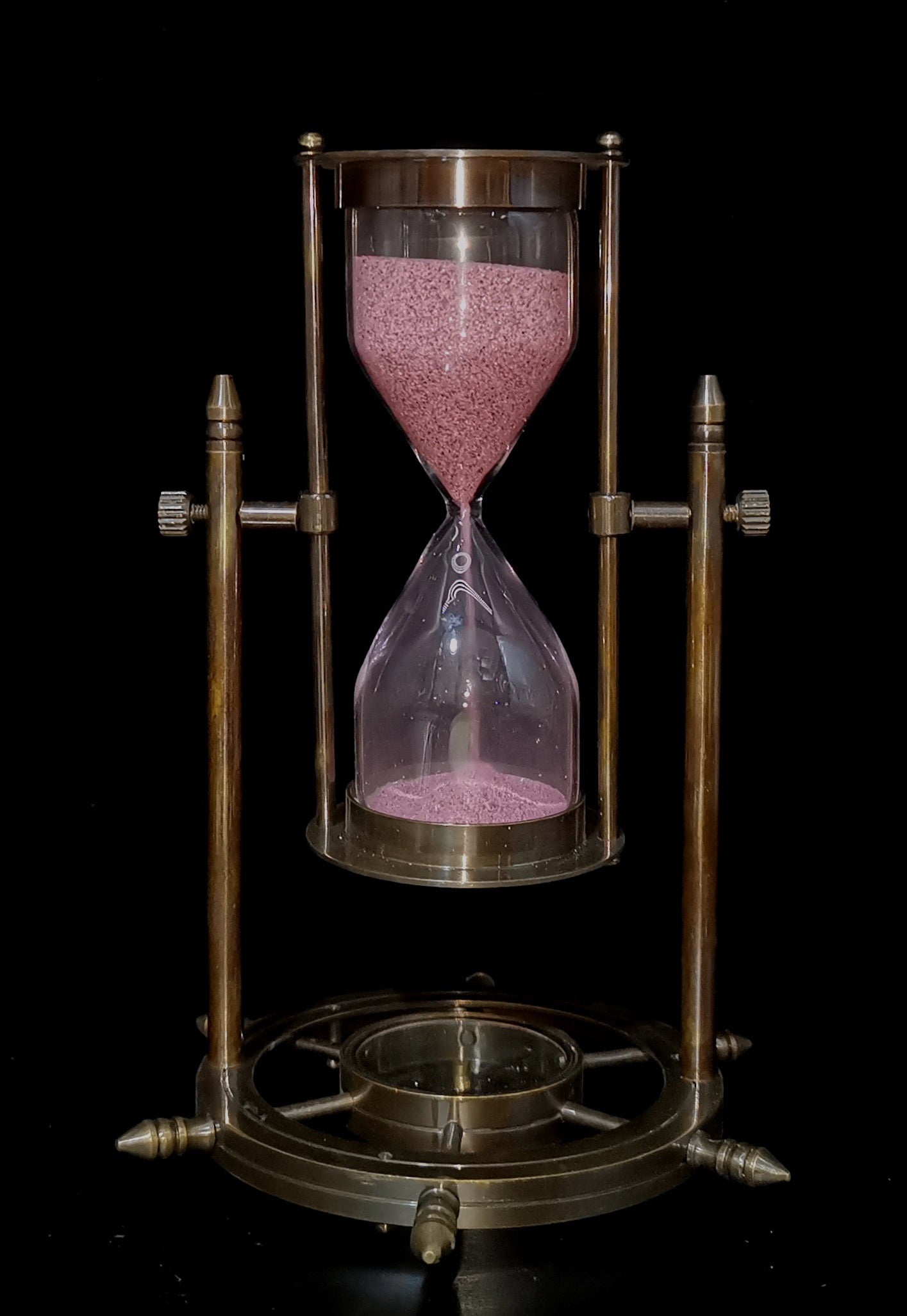 Hourglass with Compass