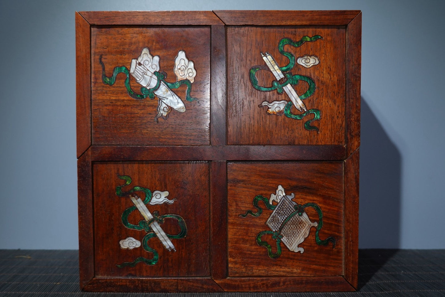 Collected rosewood inlaid four open jewelry box