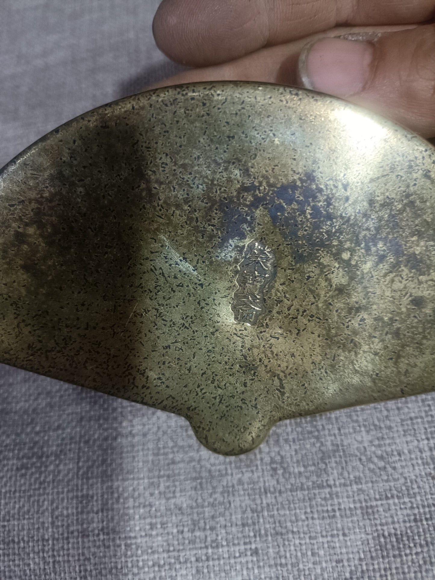 Chinese antique pure copper fan-shaped water droplets