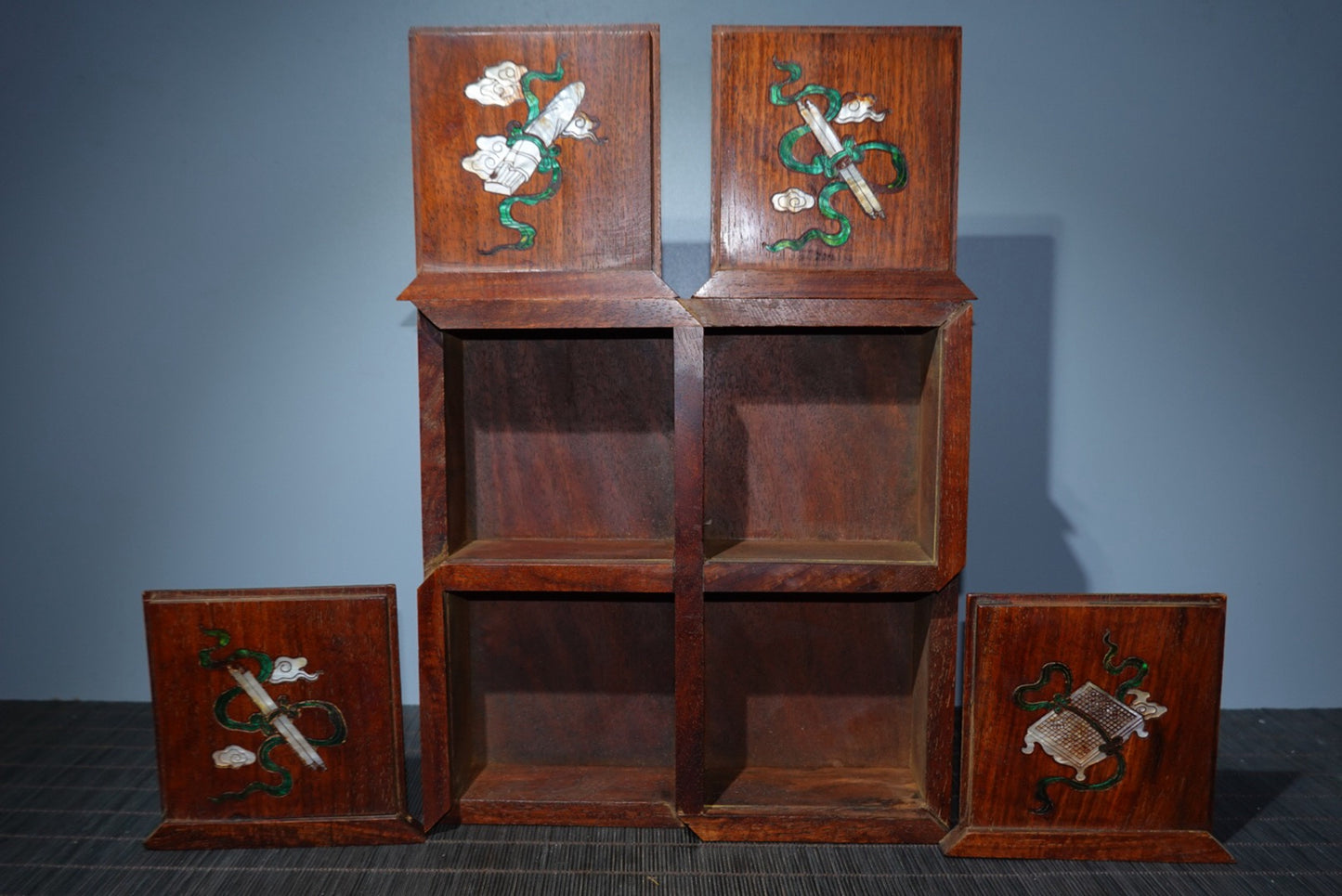 Collected rosewood inlaid four open jewelry box