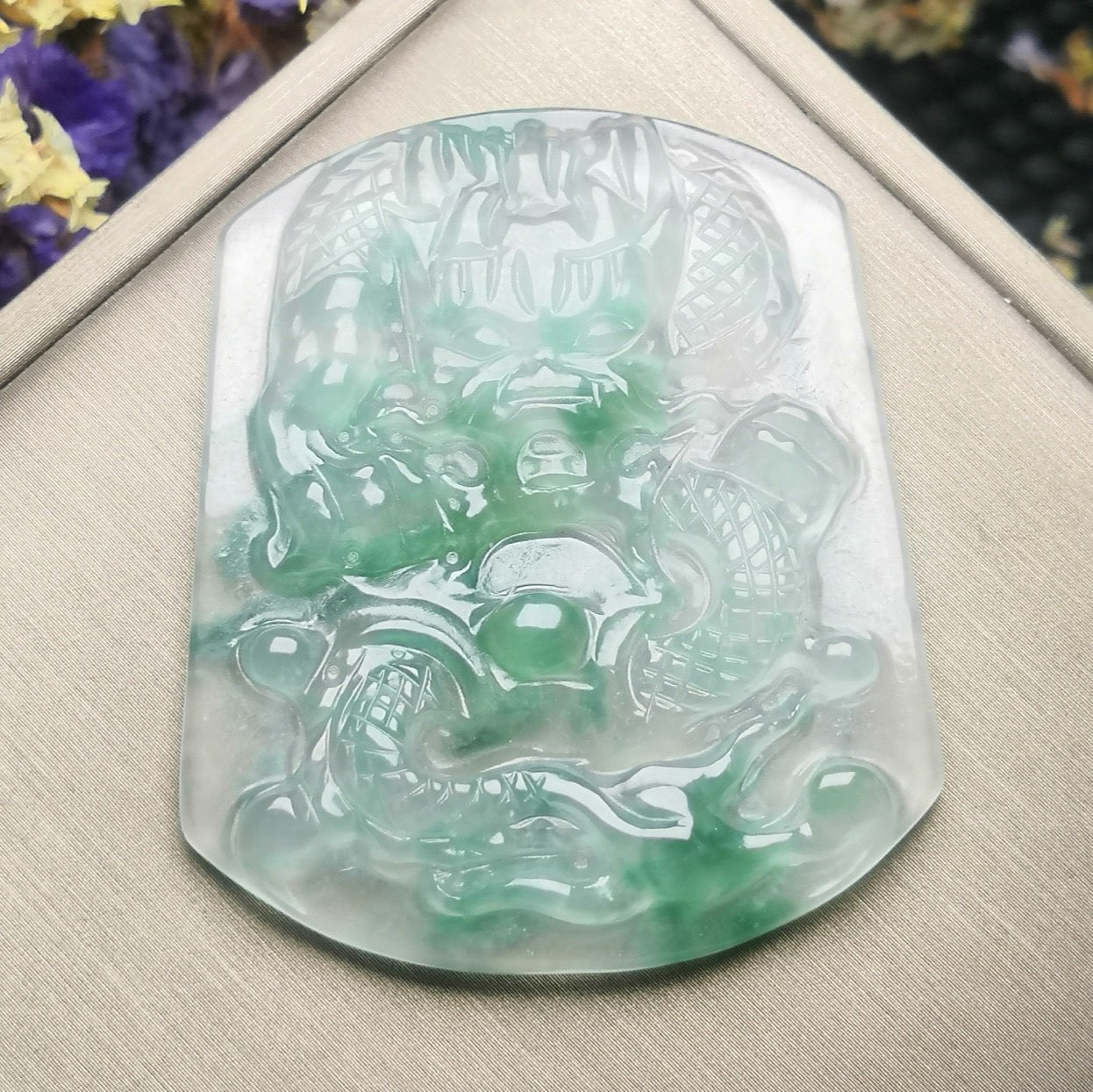 Ice Floating Flower Jade Dragon Card