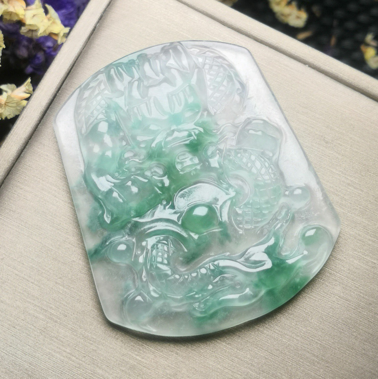 Ice Floating Flower Jade Dragon Card